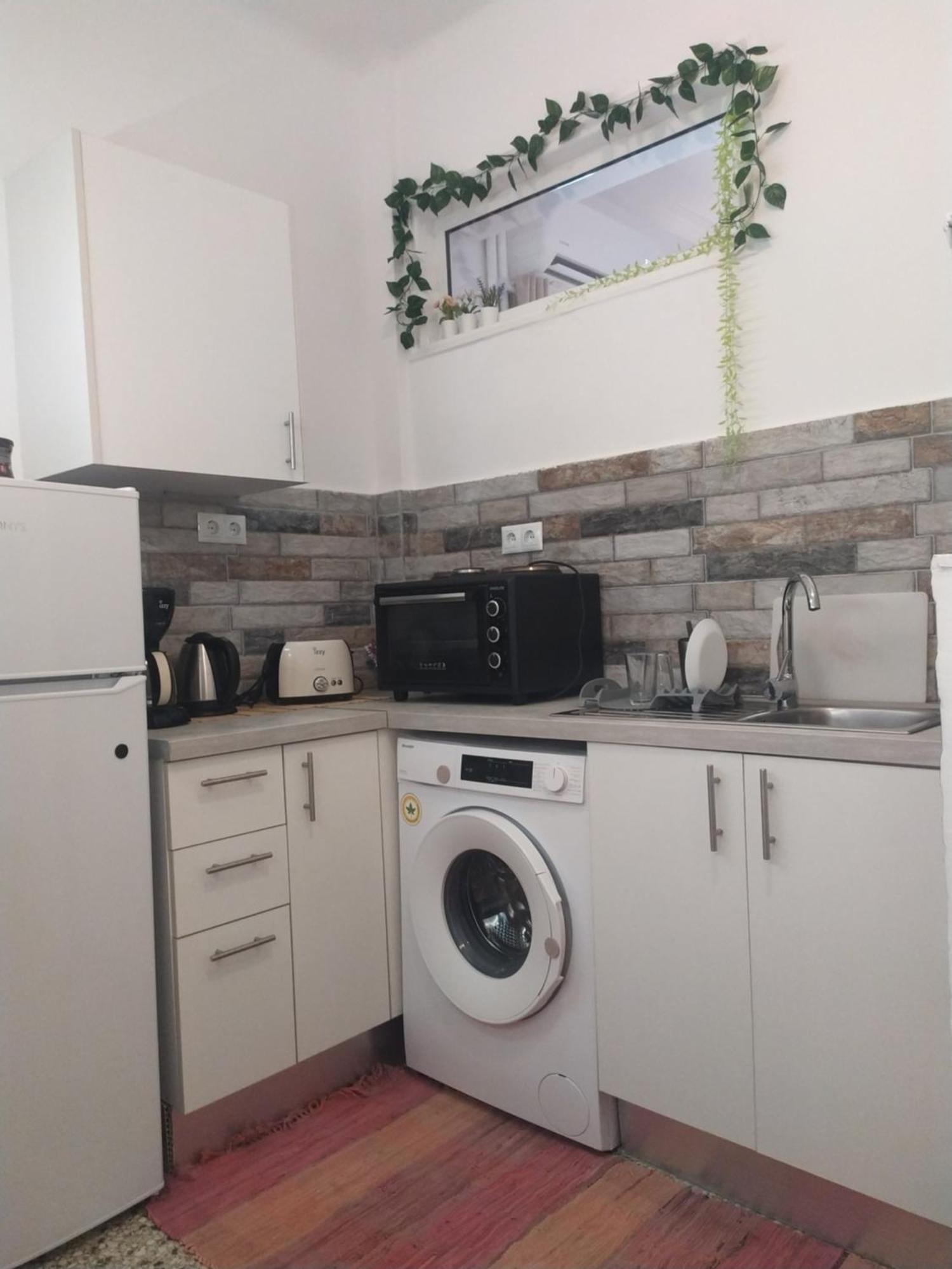 Beautiful Apartment In Athens. Buitenkant foto