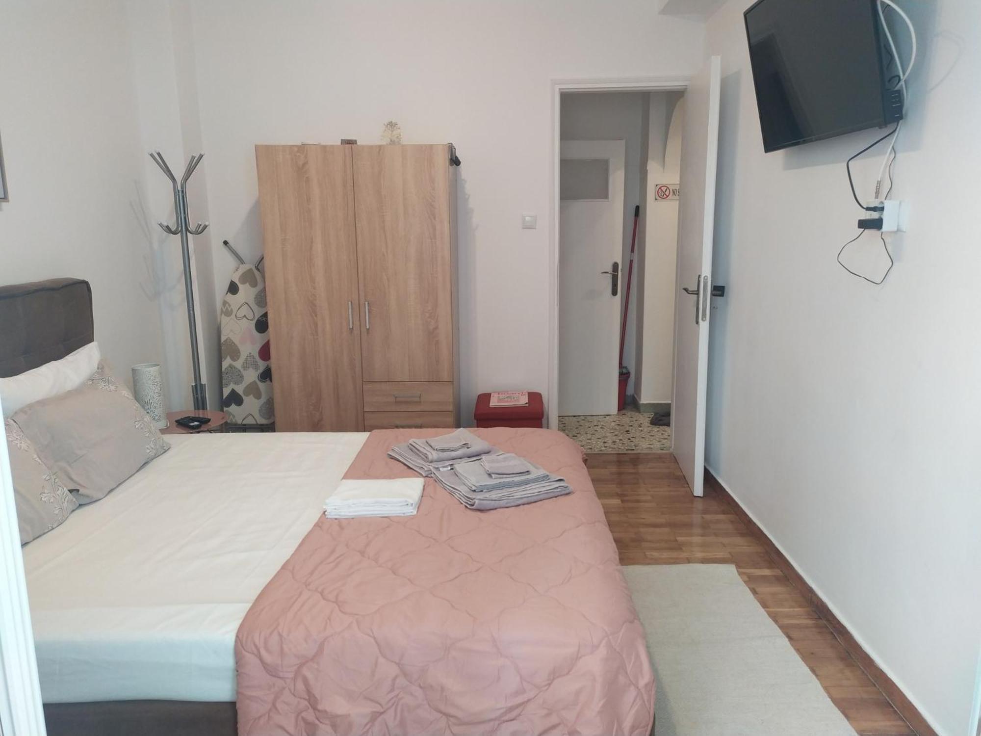 Beautiful Apartment In Athens. Buitenkant foto